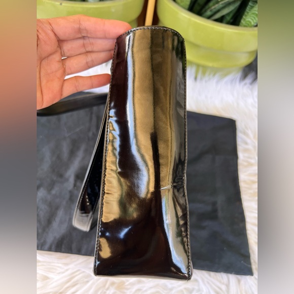 🔥🔥Chanel Chocolate Bar CC Tote Quilted Patent Bag🔥🔥 - Picture 9 of 15